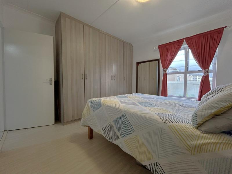 2 Bedroom Property for Sale in Muizenberg Western Cape